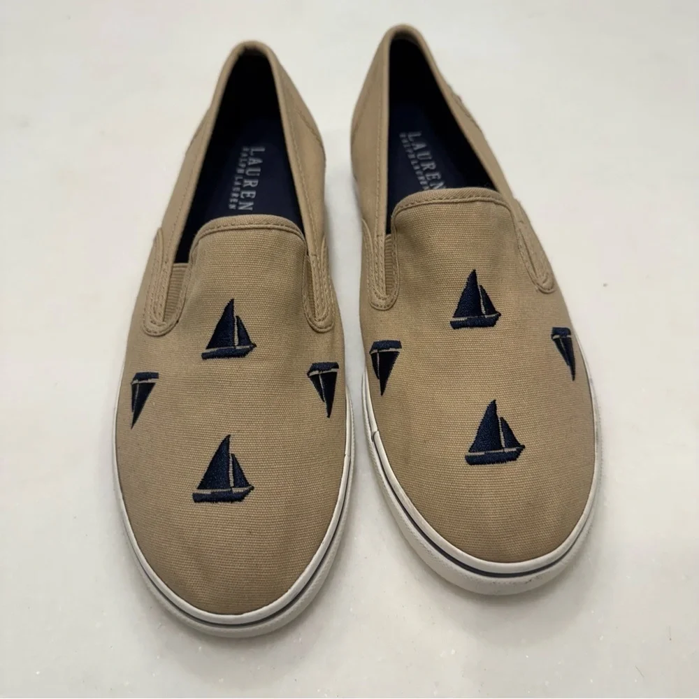 Ralph Lauren Women’s Tan Canvas W/ Sailboats Slip On Sneakers Sz 7.5 NEW
